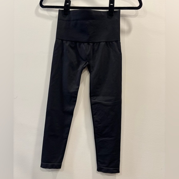 Assets by Spanxs Tights Size Small - Picture 2 of 4